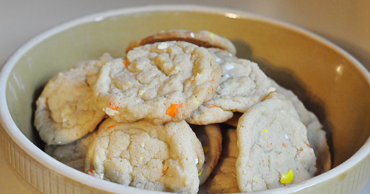 This Farm Family's Life White Chocolate Candy Corn M&M Cookies...