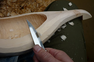 spoon carving, kuksa carving