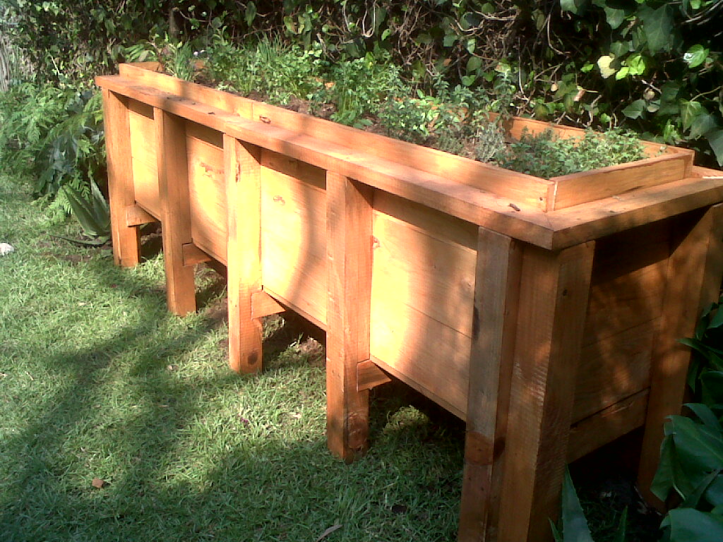 DISEÑO DEL PAISAJE: CONTENEDORES EXTERIOR