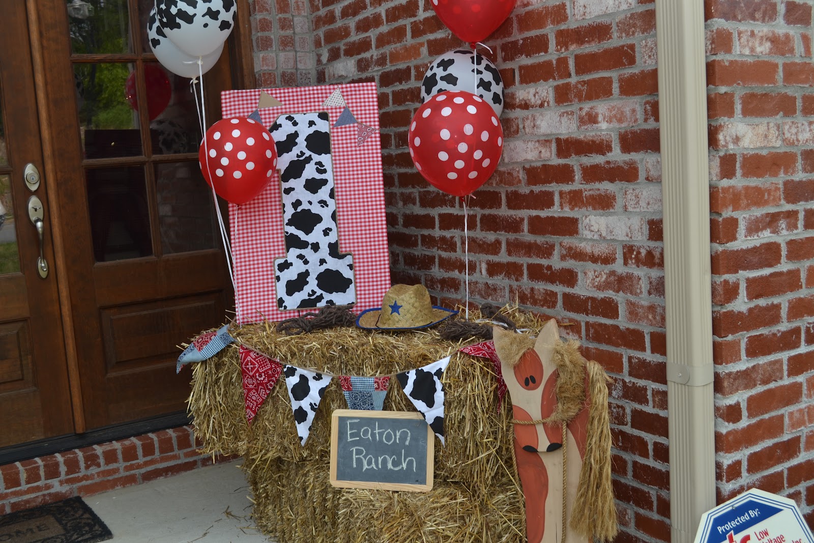I Plan and Design Parties!: Cowboy Themed First Birthday Party