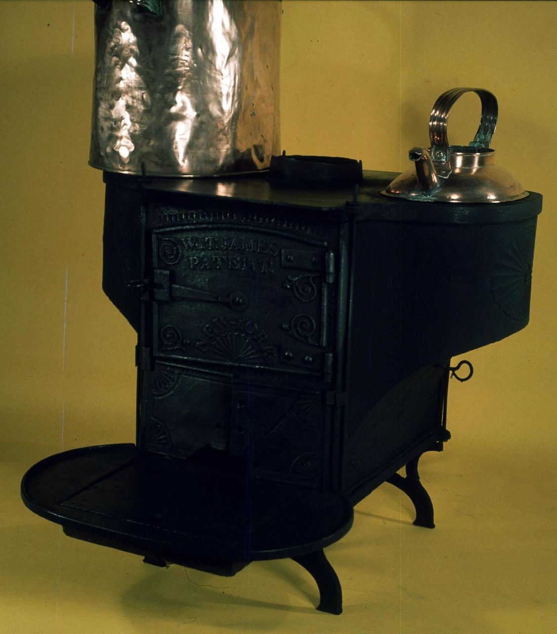 A Stove Less Ordinary The Pioneer Cooking Stove, Indiana, late 1830s
