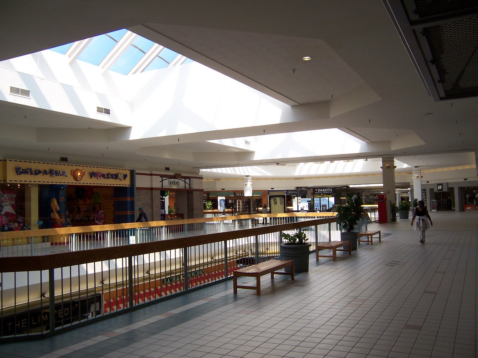 Macks Truck of Wisdom Quakerbridge Mall Day On The Burg BlogSkylights