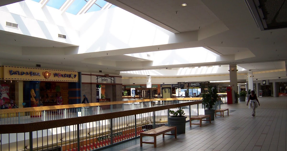 Macks truck of wisdom quakerbridge mall day on the burg blogskylights Macks truck of wisdom quakerbridge mall day on the burg blogskylights