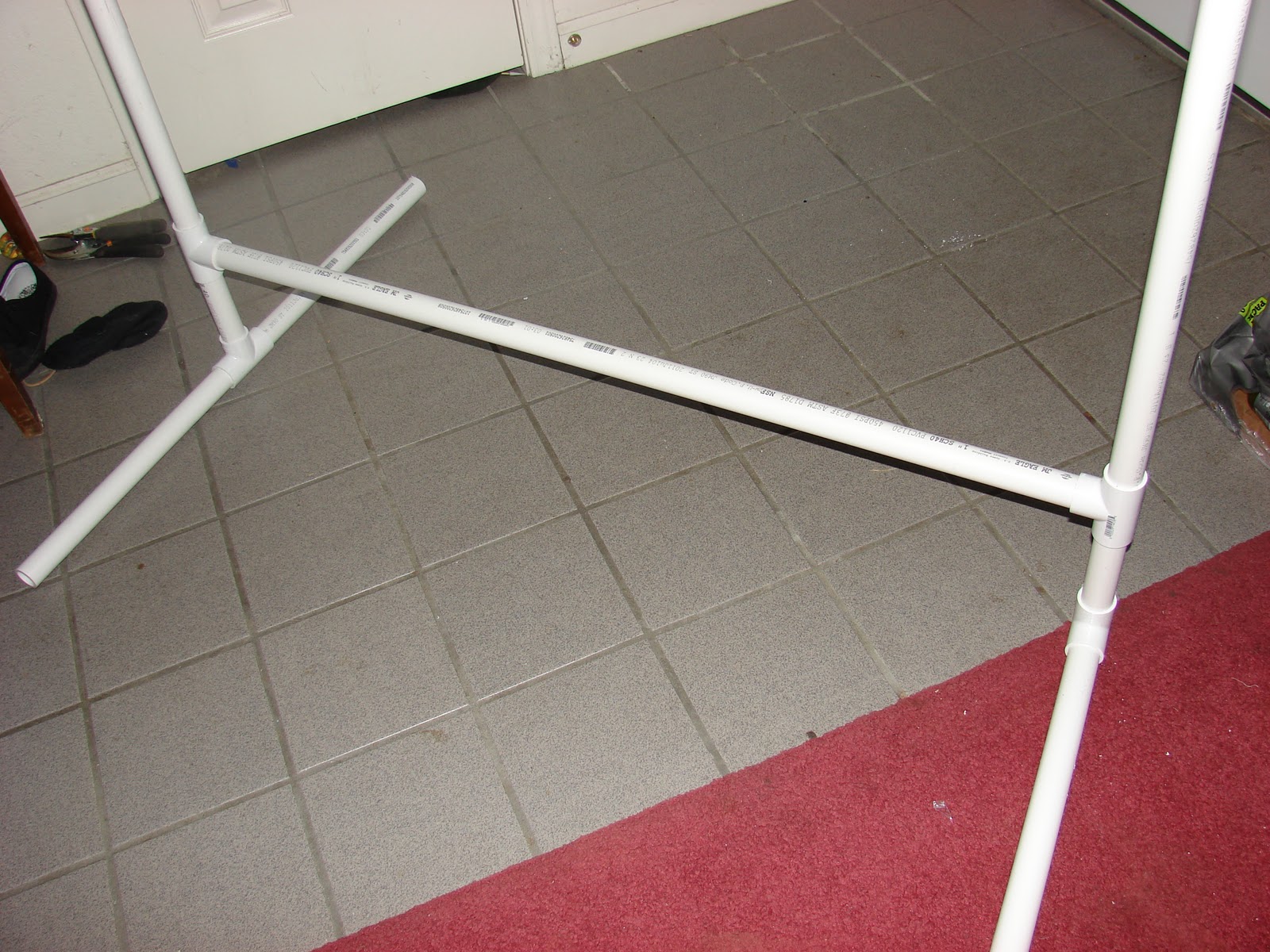 North Hills Quilter Vertical quilt tying frame