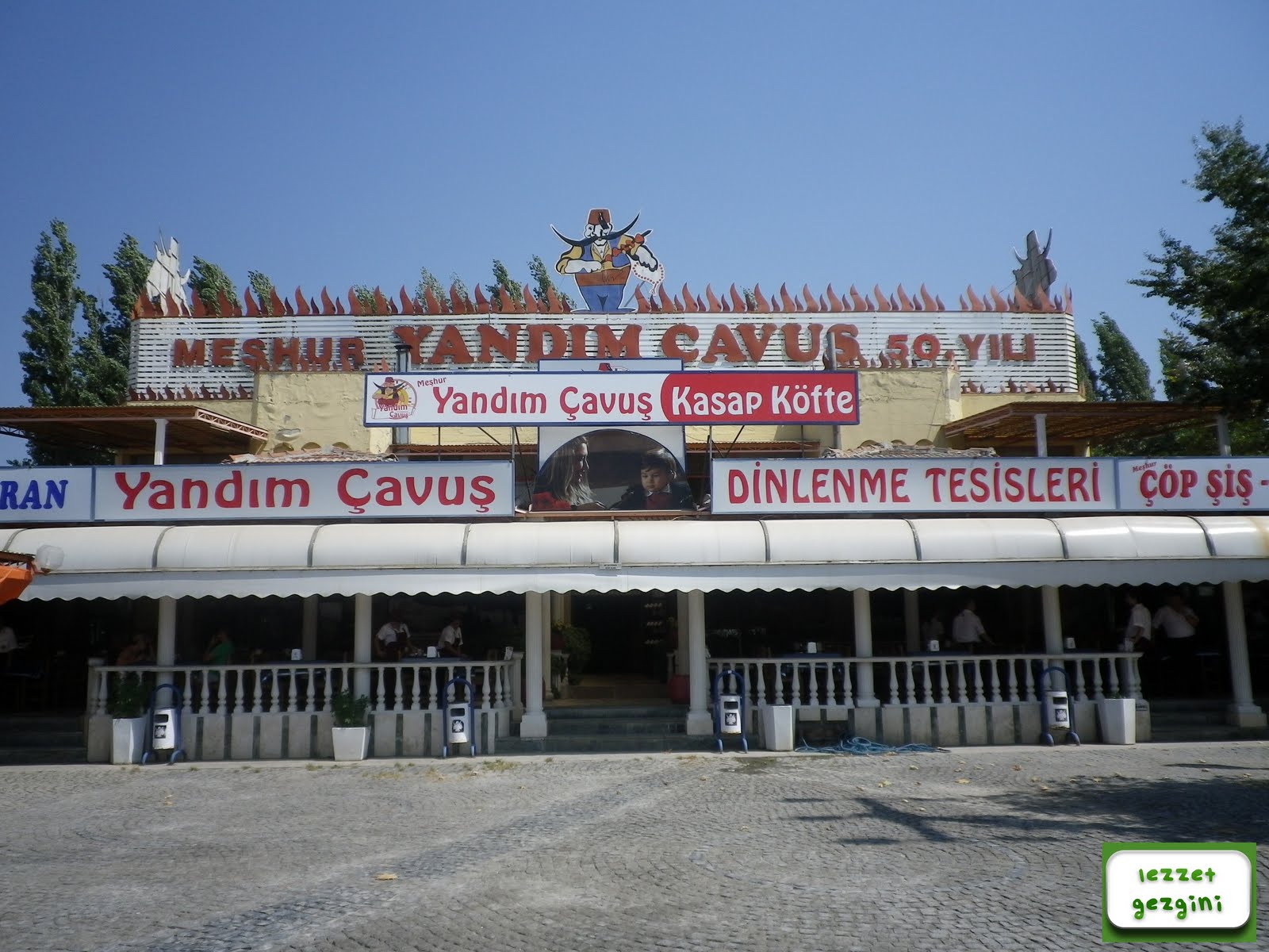 Lezzet Gezgini Gezdim Buldum Yedim Doydum Yandim Cavus Selcuk Izmir