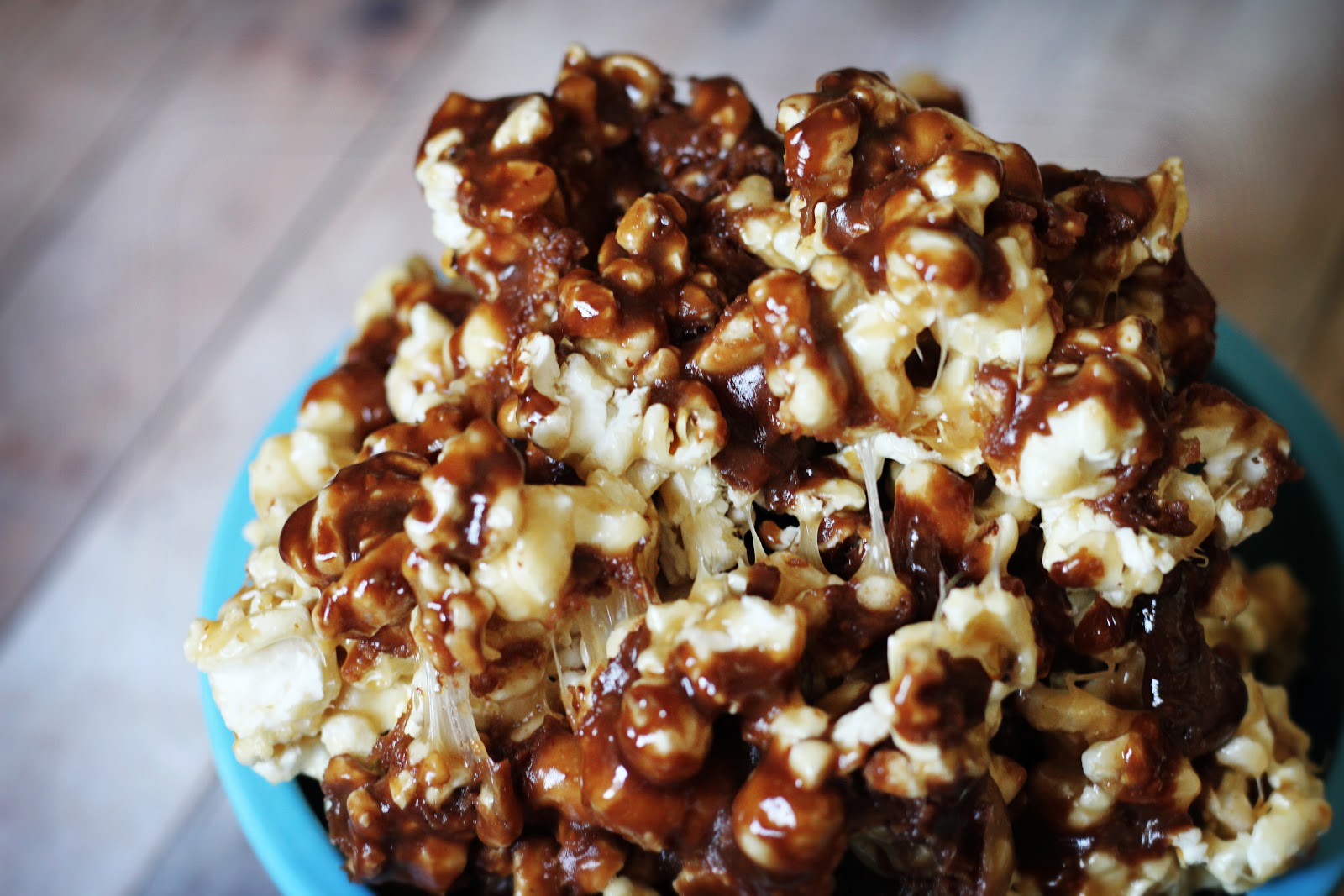 CremedelaCrumb Toffee Caramel Corn