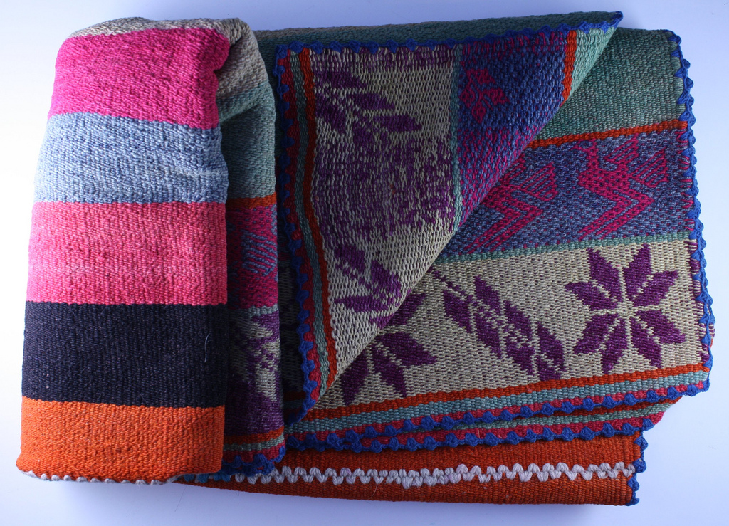 Loopy Mango: Handwoven Bolivian blankets&ndash;one of a kind.
