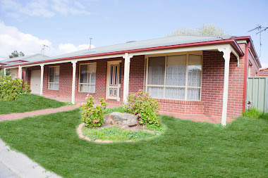 6/1 CURTIN STREET, FLORA HILL