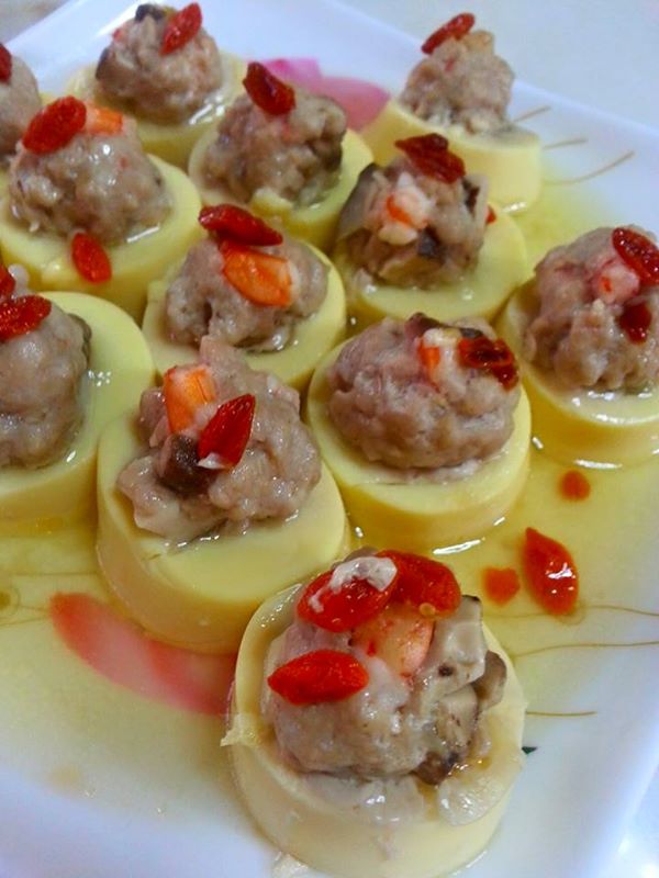Steamed egg tofu with minced pork and prawns by Jeannie Lee