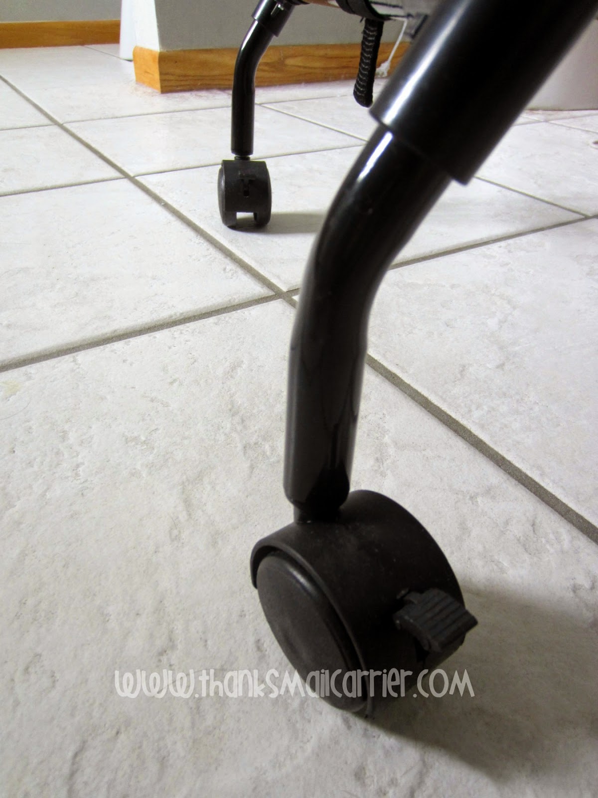 Thanks, Mail Carrier Laundry Made Easy with the Spring Loaded Lifter