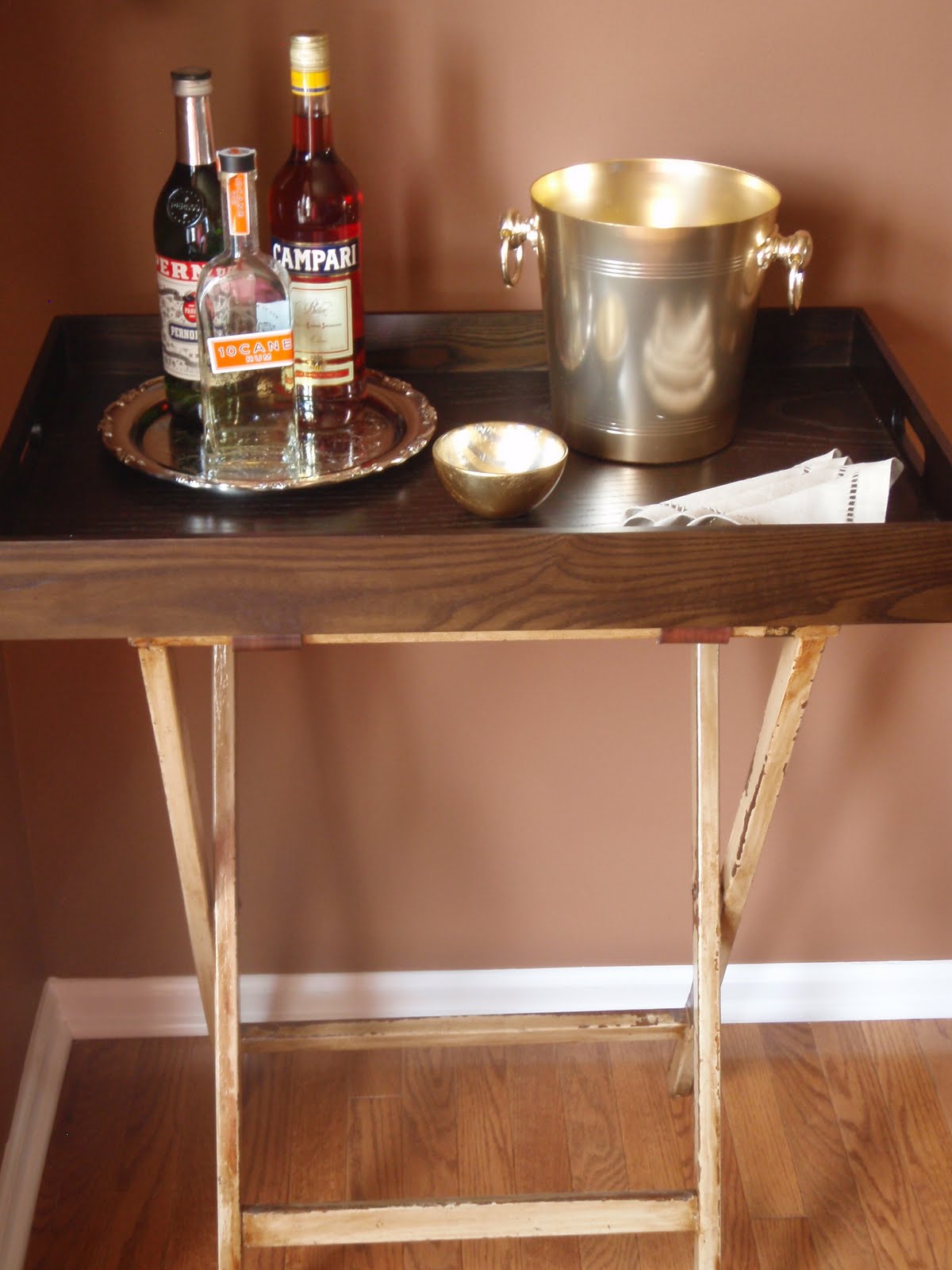 Spiral Style Butler Tray Bar