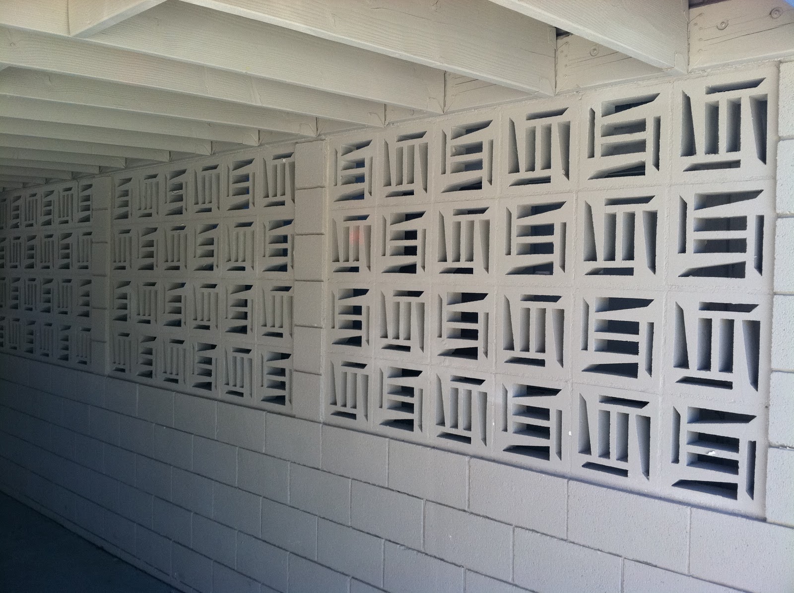 Meiselmania Iconic Decorative Concrete Screen Block.