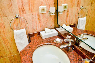 CrownPlaza hotel in Minsk - bathroom