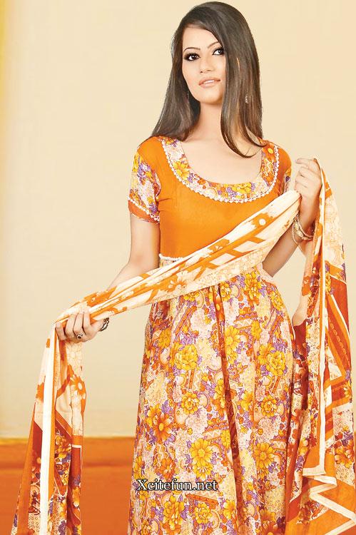 Salwar Kameez Suit Spring Collection