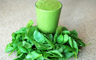 La espinaca es un vegetal ideal para bajar de peso Espinacas para bajar de peso