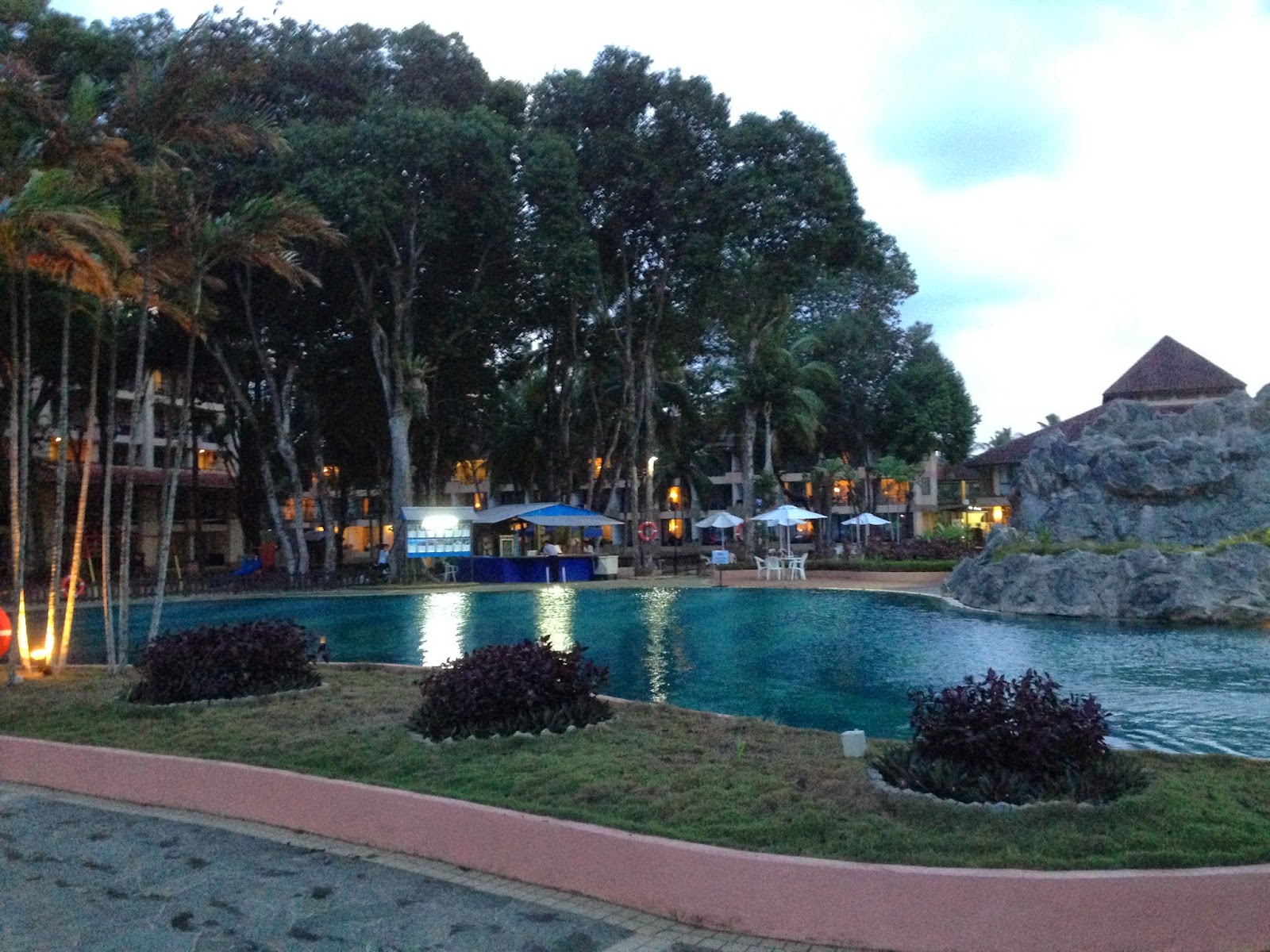 Copyright © 2014 Shea Sonia (@SheaSonia) ALL RIGHTS RESERVED The Legend Resort Cherating Swimming Pools