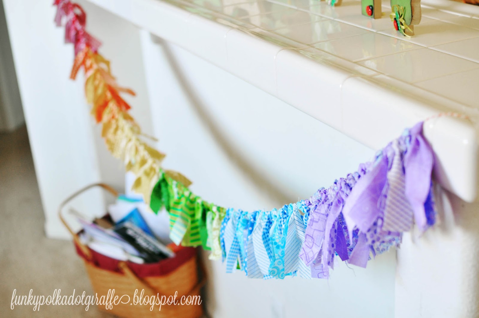 Funky Polkadot Giraffe Rainbow Fabric Strip Garland Tutorial