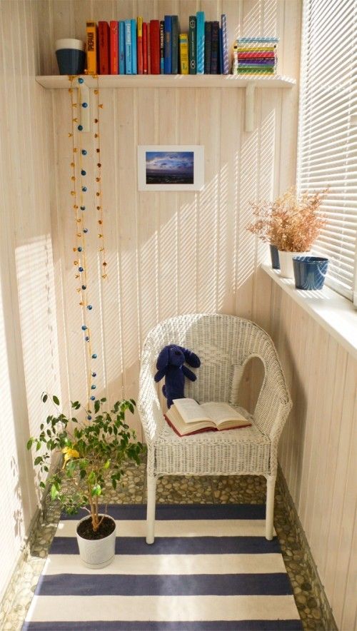 Risultati immagini per angolo relax lettura in balcone