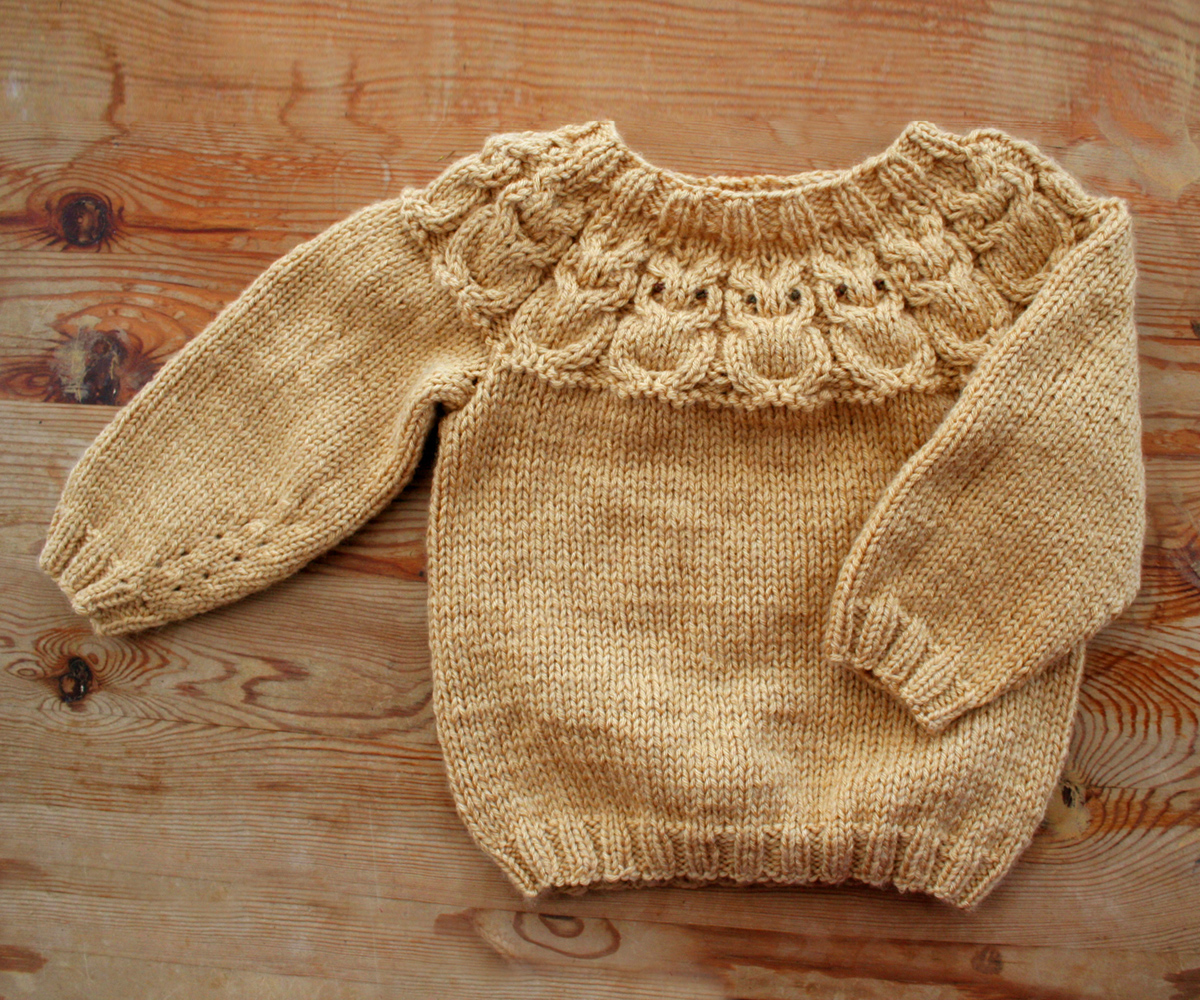 The Butterfly Balcony: Knit It - Owlet