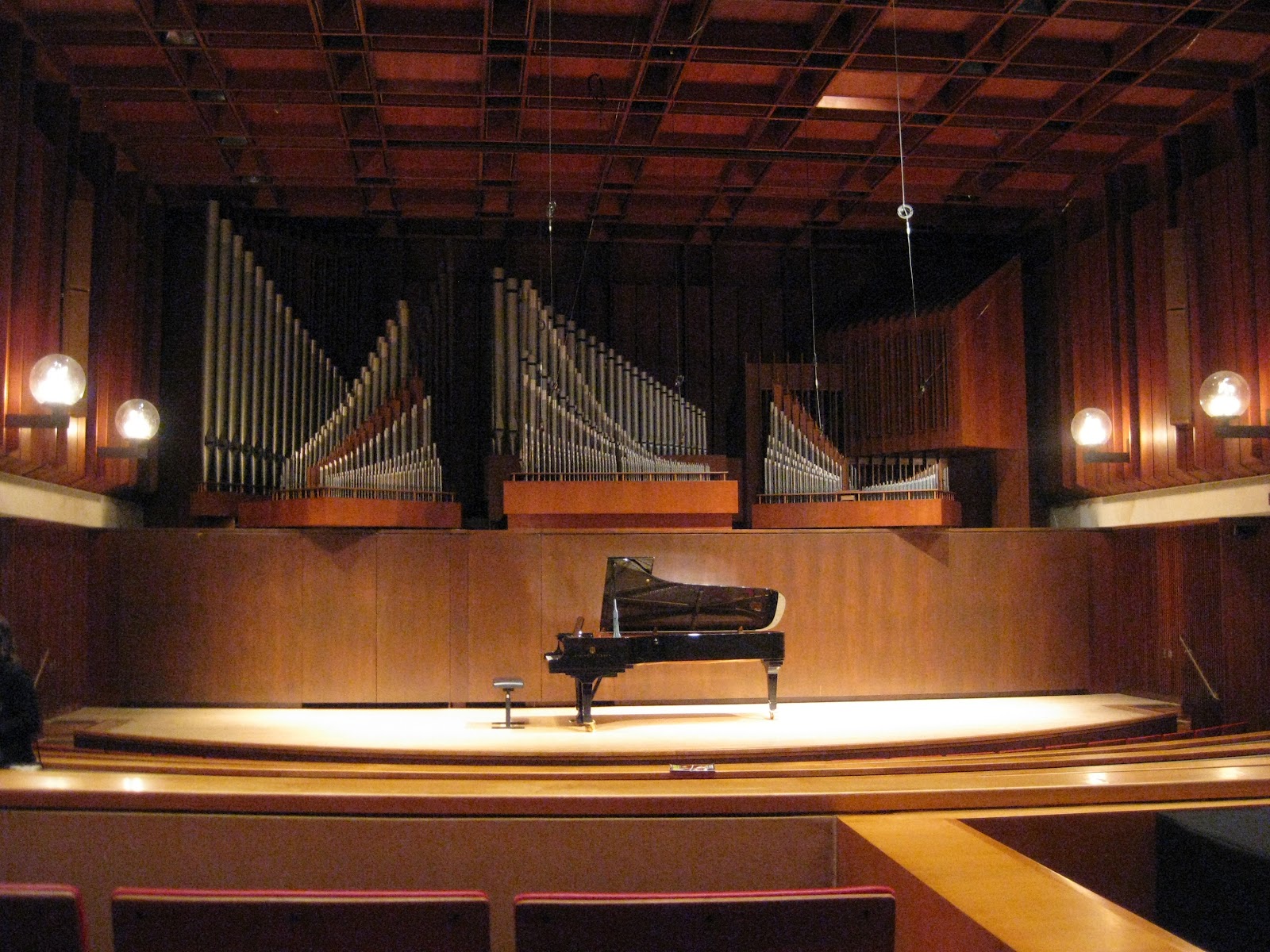 Paul Hall's Instagram, Twitter & Facebook on IDCrawl