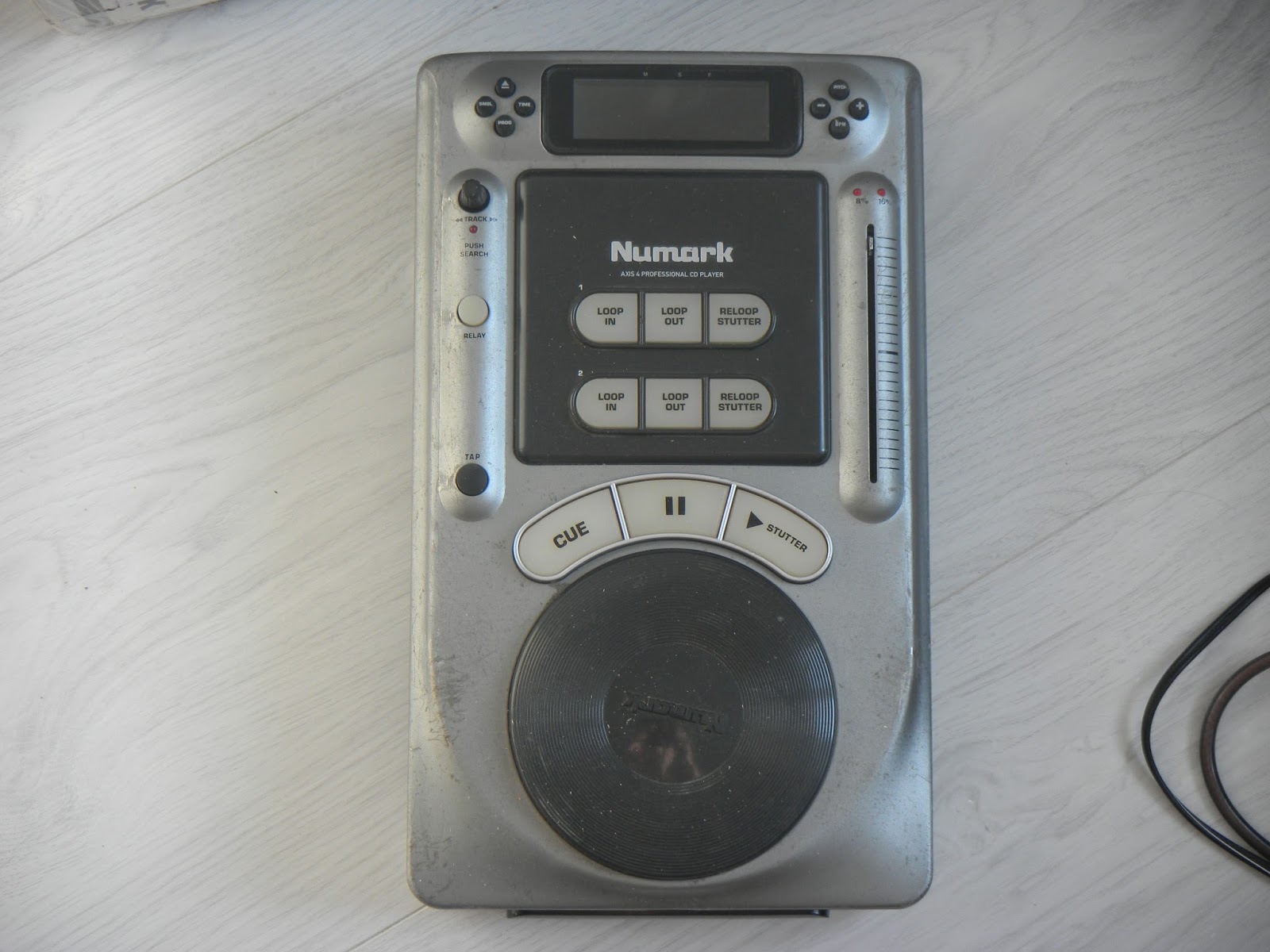 Infrequent Sound [sex.tex] technology Numark Axis 4 Tabletop CD Player