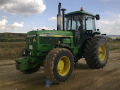 TRACTOR  JOHN DEERE  4650  4X4