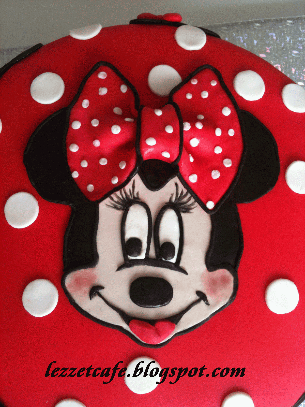 LEZZETCAFE MİNİ MOUSE PASTA