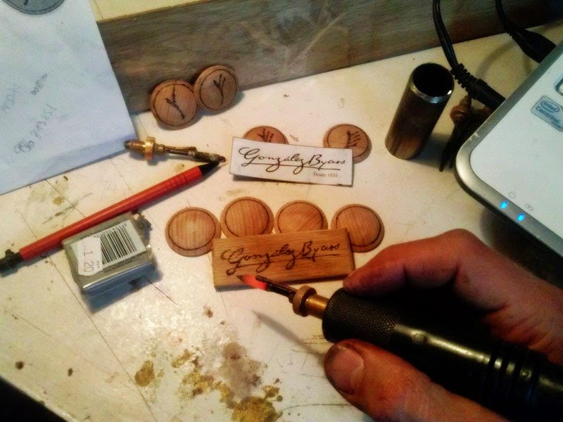 Reportaje Fotográfico del Artesano Manué de Mané Reportaje Fotográfico del Artesano Manué de Mané