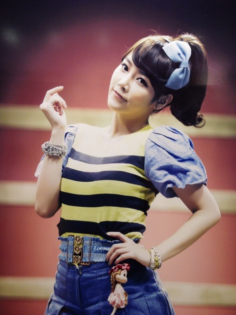 T-ara's scans from their 3rd Japanese Single "Roly Poly" | T-ara World