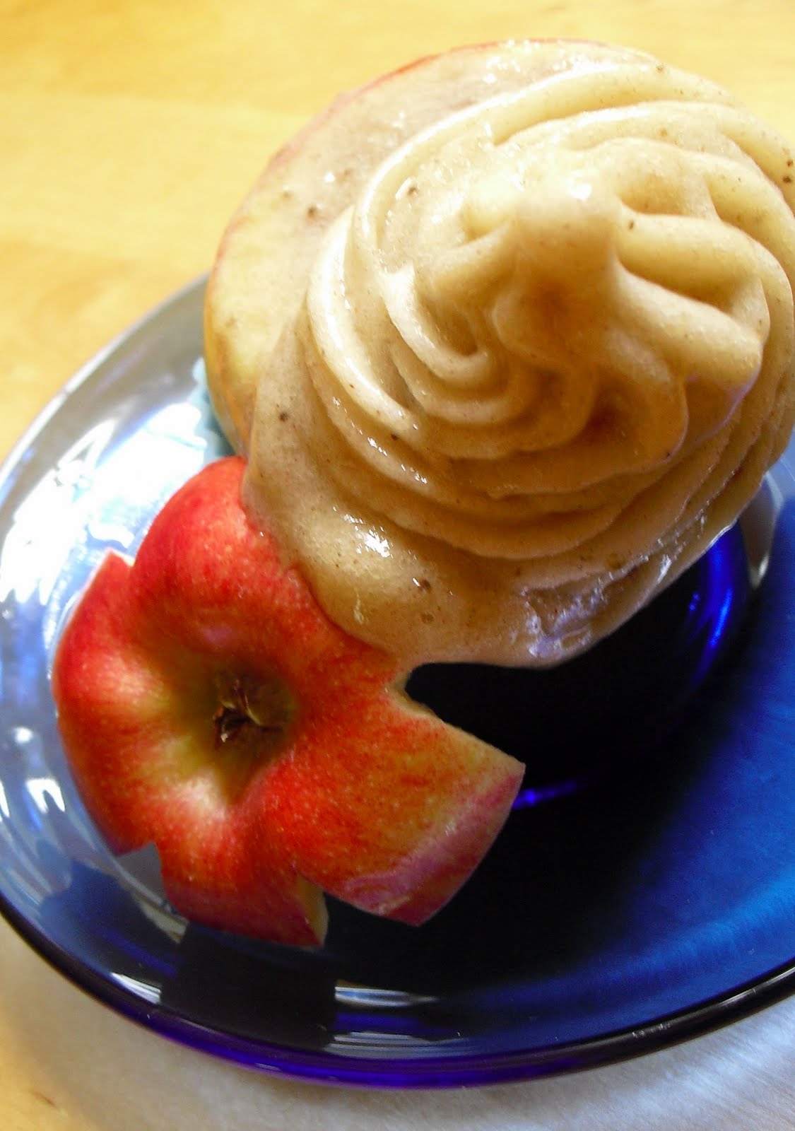 Rawdorable Apple pie in the sky goes awry