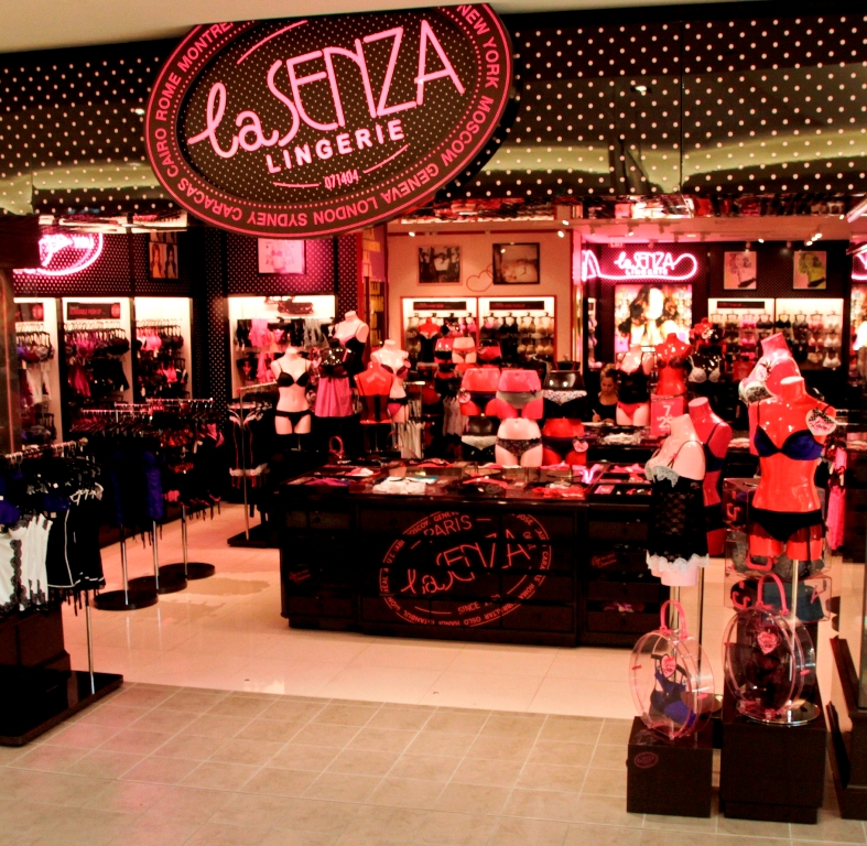 Sebuah Bicara Kehidupan La Senza New PinUp Store Launch One Utama