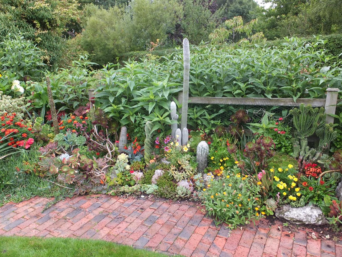 Alternative Eden Exotic Garden A Return to Paul's Garden