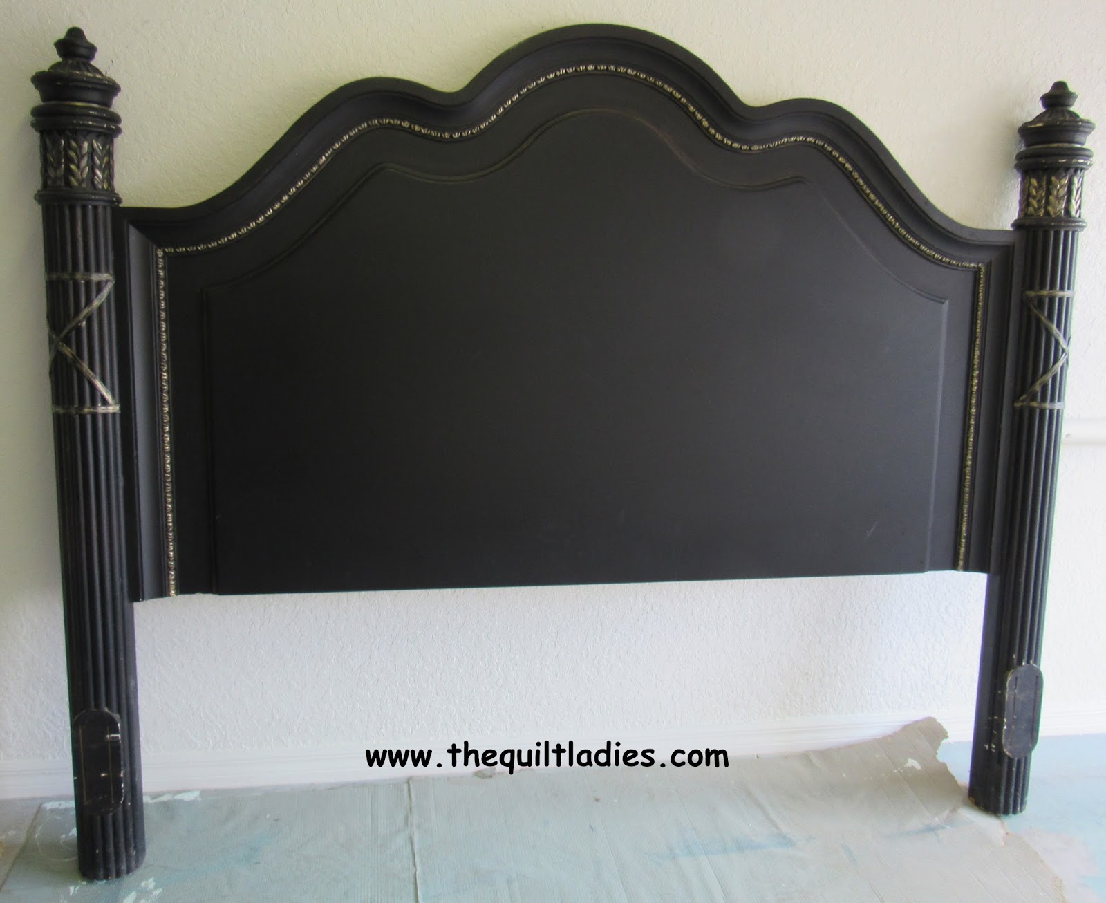 The Quilt Ladies Painting a headboard, Black to Gray