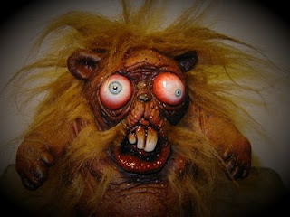 http://1.bp.blogspot.com/-fqxZOL2FnFc/T7QfgQsmL7I/AAAAAAAAAnc/7c7CgbtlF3w/s320/zombie+hamster.jpg