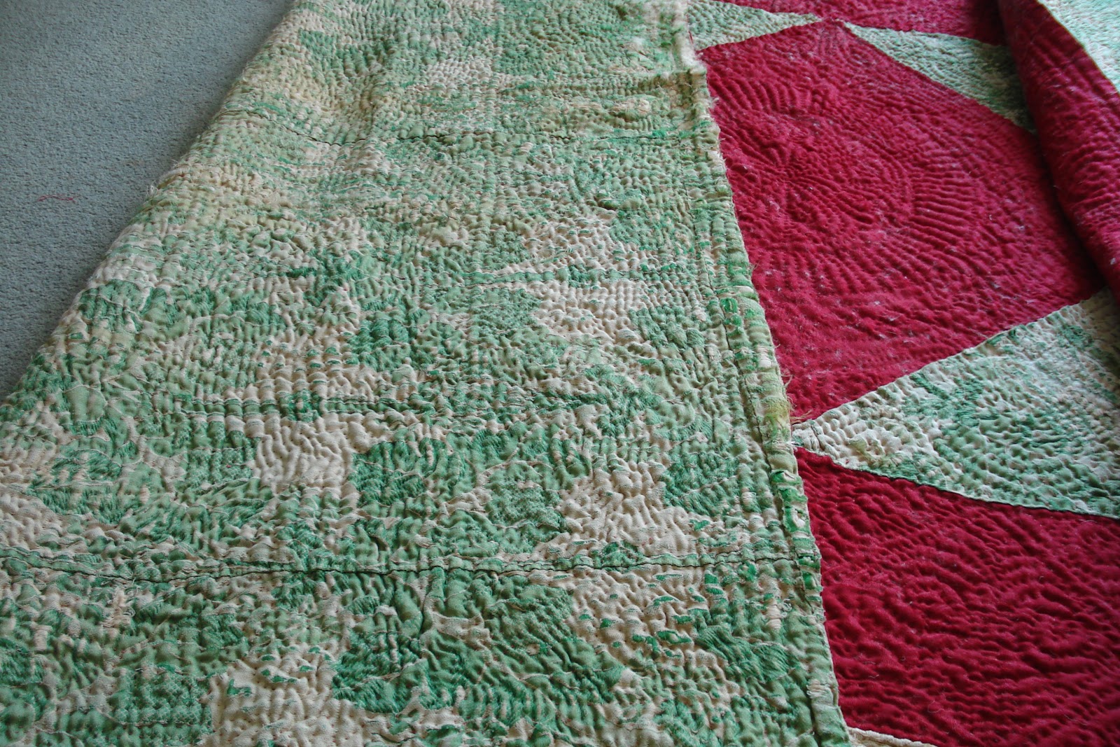 Welsh Quilts Welsh Centre Diamond Quilt...Very Worn...