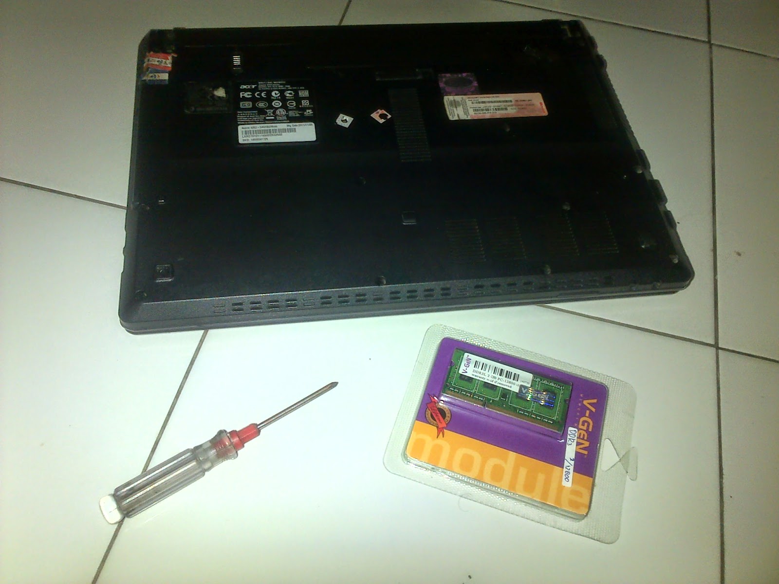menambah atau mengganti ram pada laptop semangat baru menambah atau mengganti ram pada laptop semangat baru