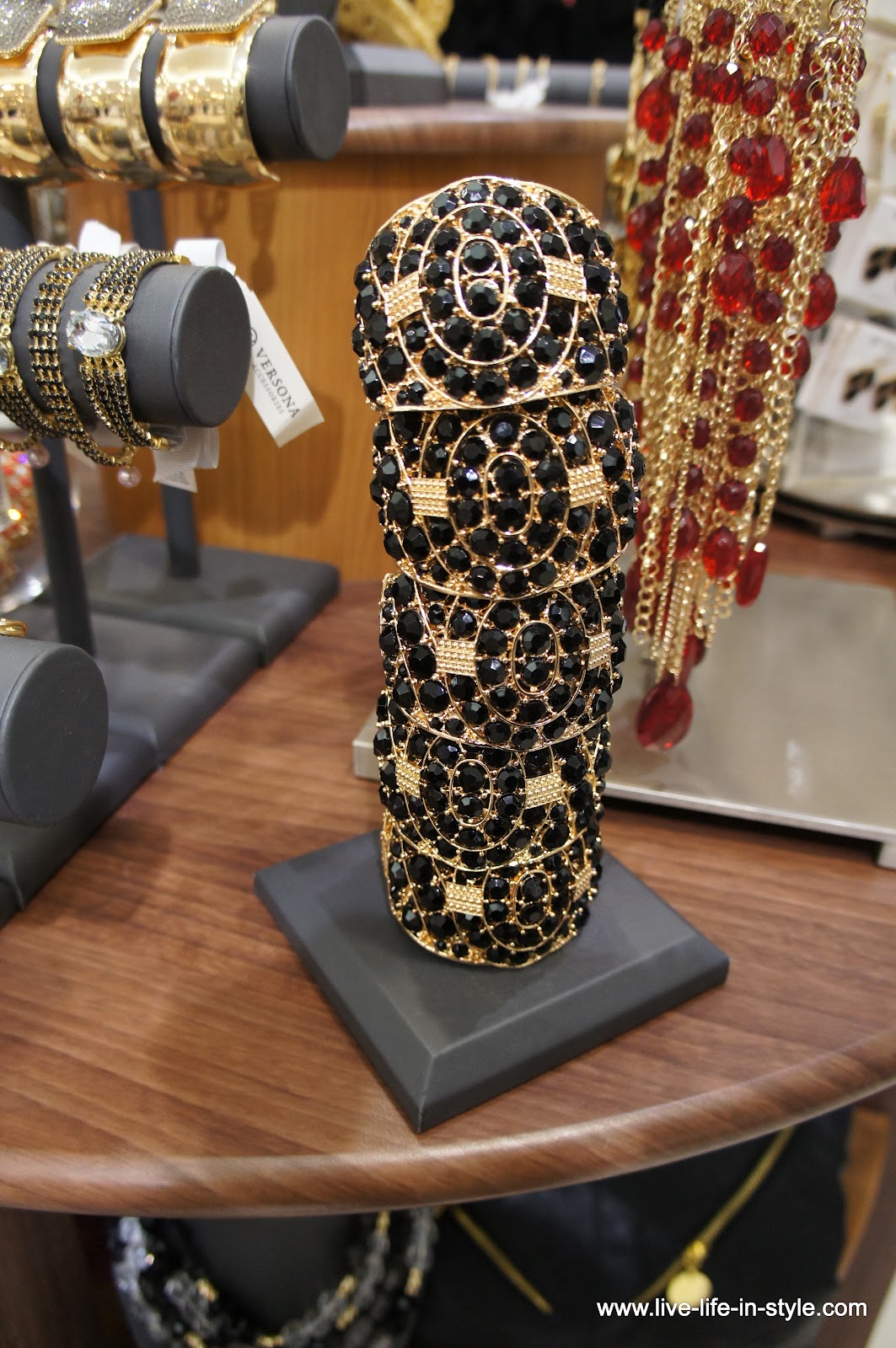 Versona Accessories Shasie’s World