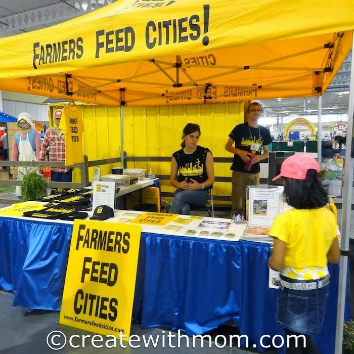 Create With Mom Learning about Farming at the Indoor CNE Farm