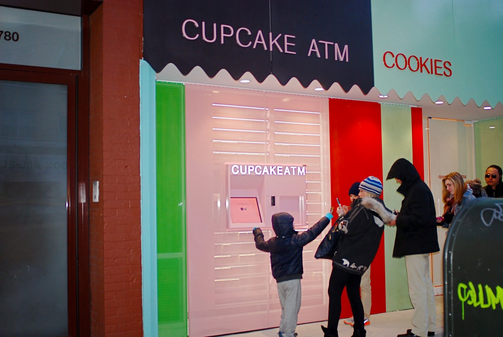 NYC ♥ NYC Sprinkles Cupcake ATM
