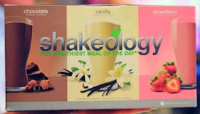 Shakeology, It works greens, healthy eating, protein shakes,shakeology vs it works,  clean eating, meal replacements drinks, compare shakeology with greens, gluten free, soy free, weight loss, diet, nutrition, Deidra Penrose, 5 star elite beach body coach