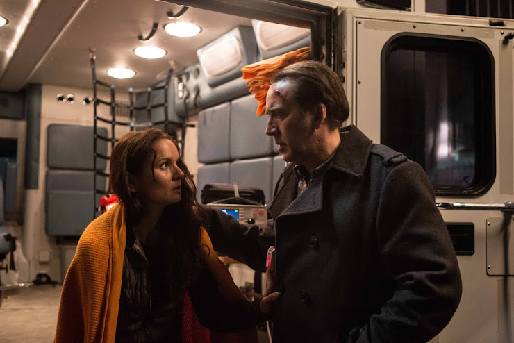 Nicolas Cage enfrenta fantasma impiedoso em Pay The Ghost com Sarah Wayne Callies - imagens e trailer do terror