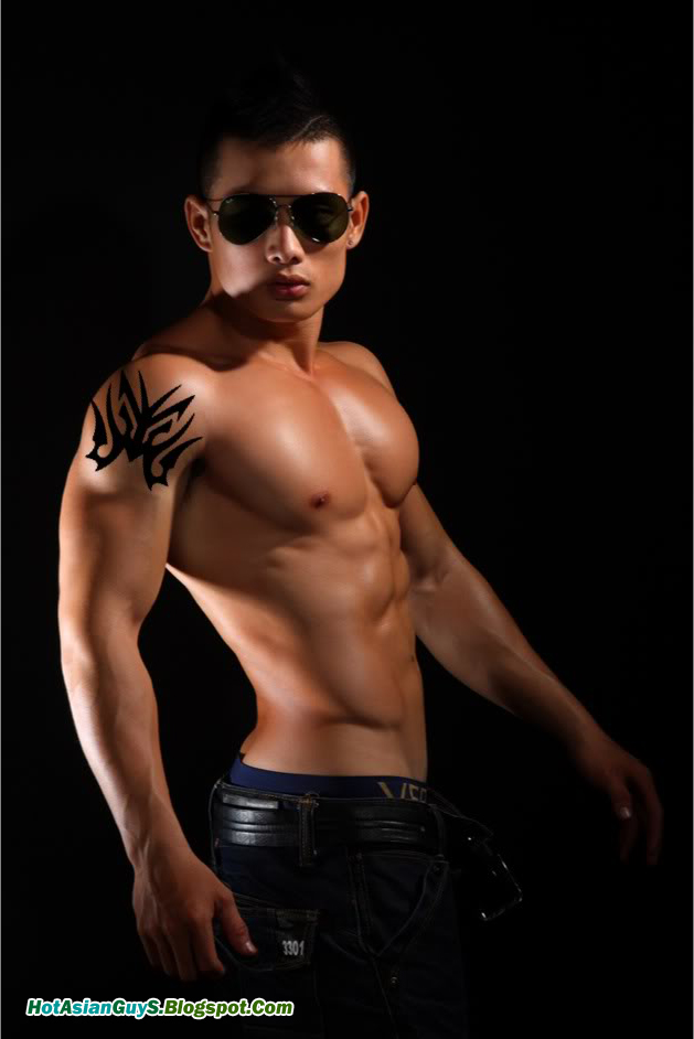 Vietnamese male models so HOT!!!