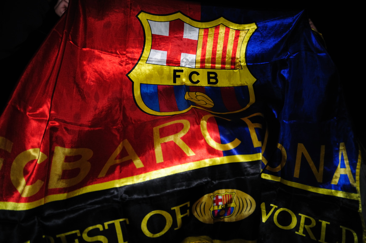 http://1.bp.blogspot.com/-g12CzNf5NEQ/TdsxklsRWHI/AAAAAAAAATc/wlSS5rbPlKo/s1600/fondos-pantalla-barca_3.jpg