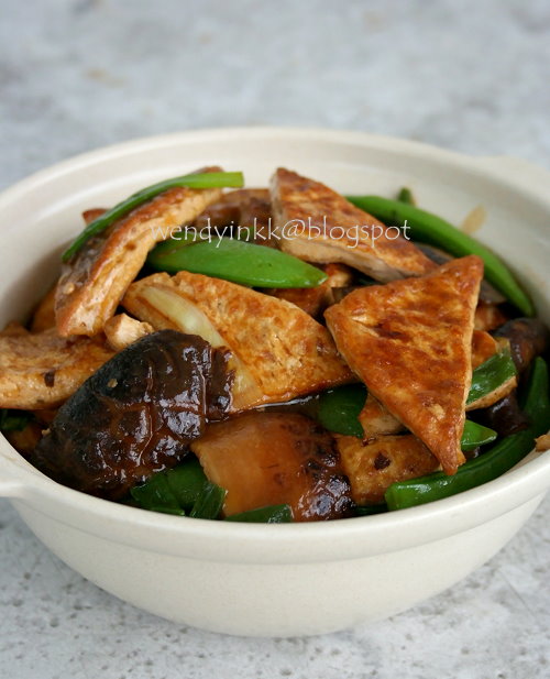 Table for 2.... or more Braised Tofu with Mushrooms Pressed Tofu 3