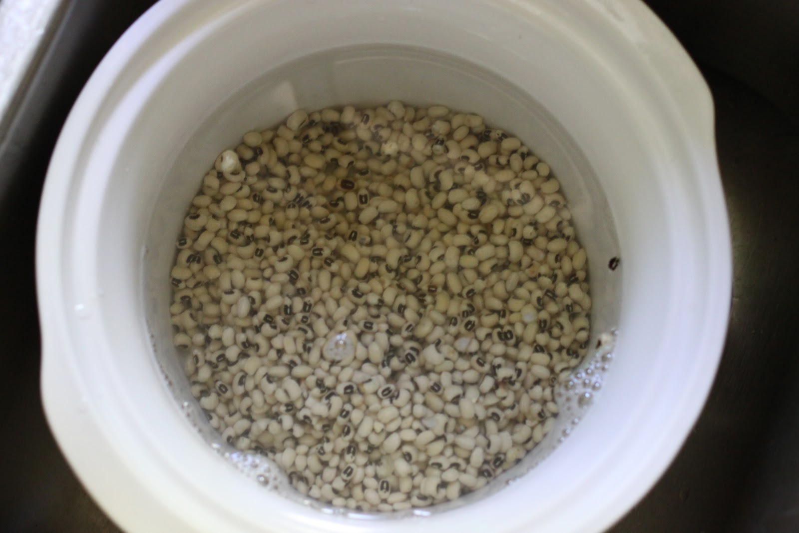 literally, a spoonful Cooking Dried Beans in the Slow Cooker