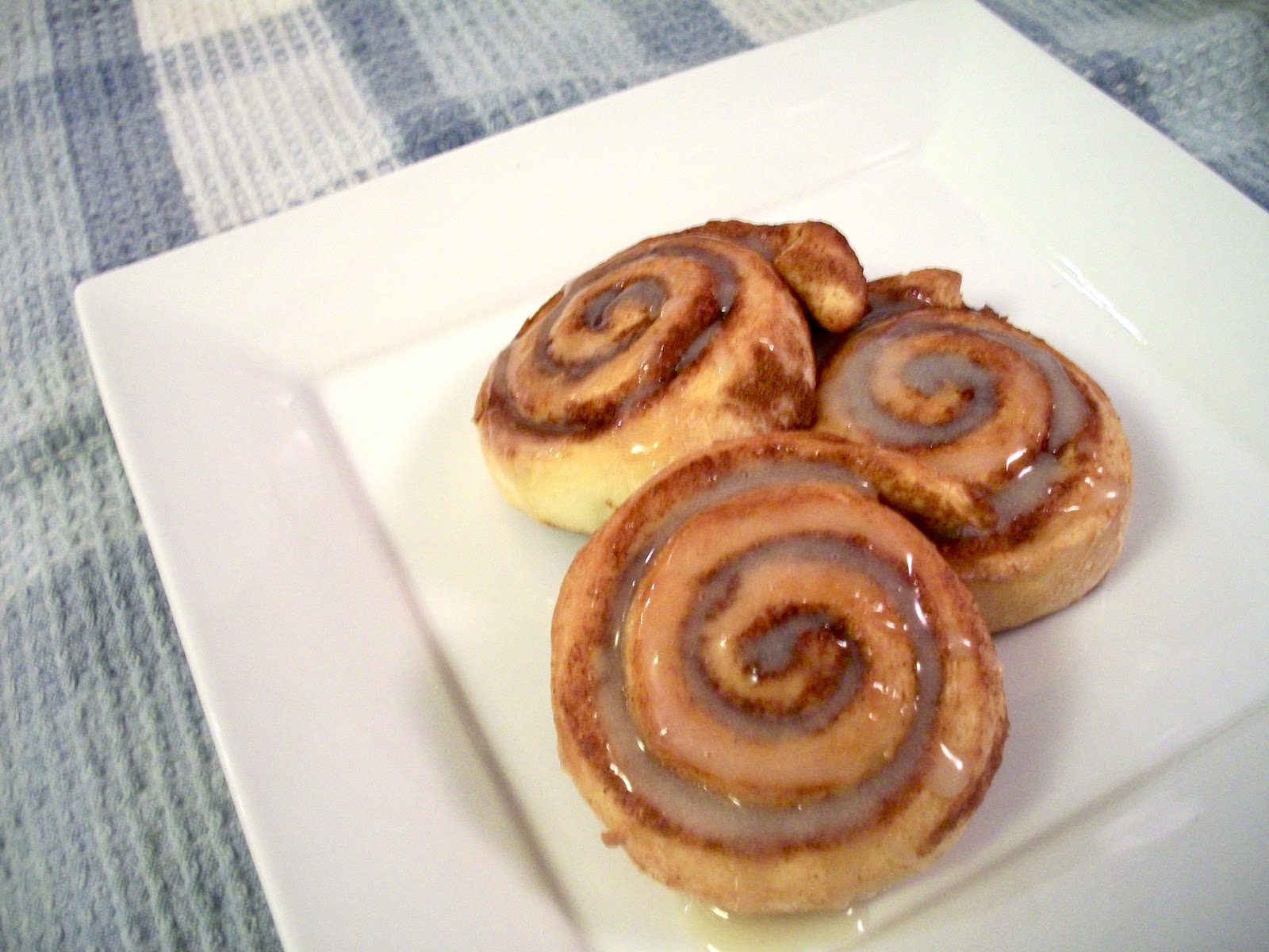 Brooke Bakes Sour Cream Cinnamon Rolls