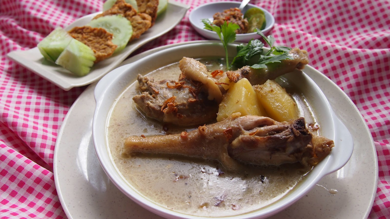 DUNIA DAPUR KAMA AYAM TUA MASAK LEMAK KETUMBAR