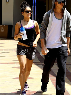 Vanessa Hudgens Candids Vanessa Hudgens Candids