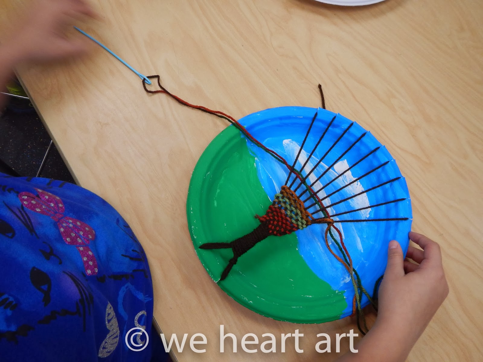 we heart art Paper Plate Tree Weavings