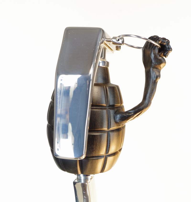 GearHedz Shift Knobs "EFFEW" & stand finished